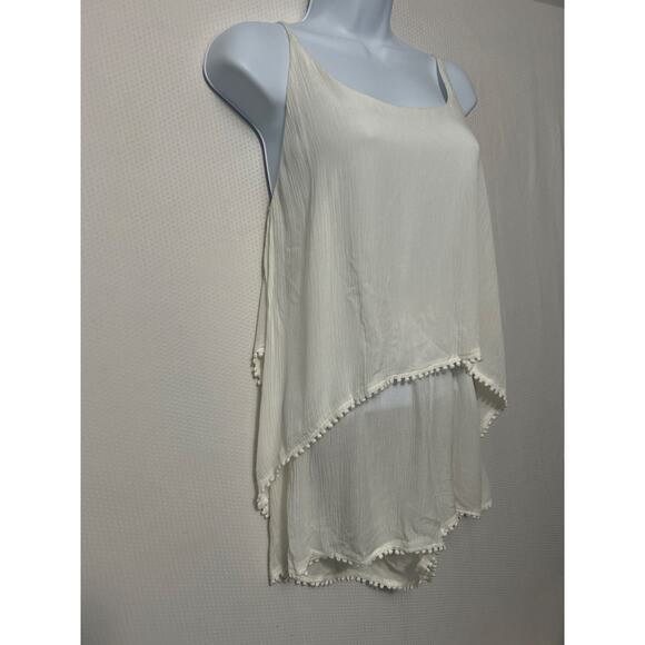 Sage The Label Lagoon White Layered Pom Pom Trim Flowy Romper Size Small - Picture 4 of 9